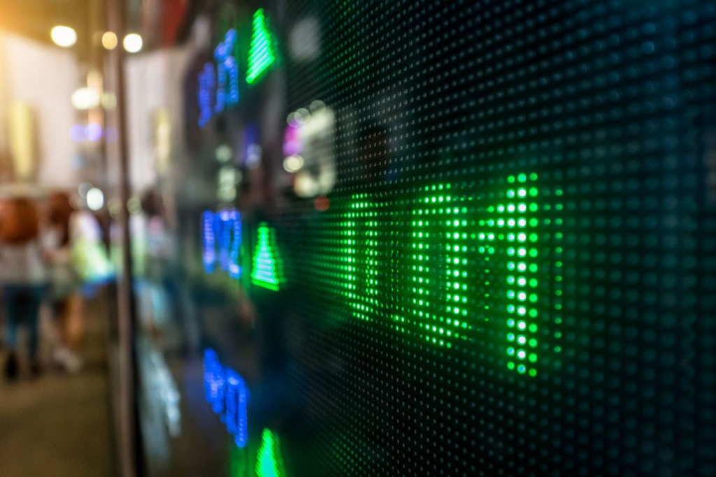 Hedge funds best month